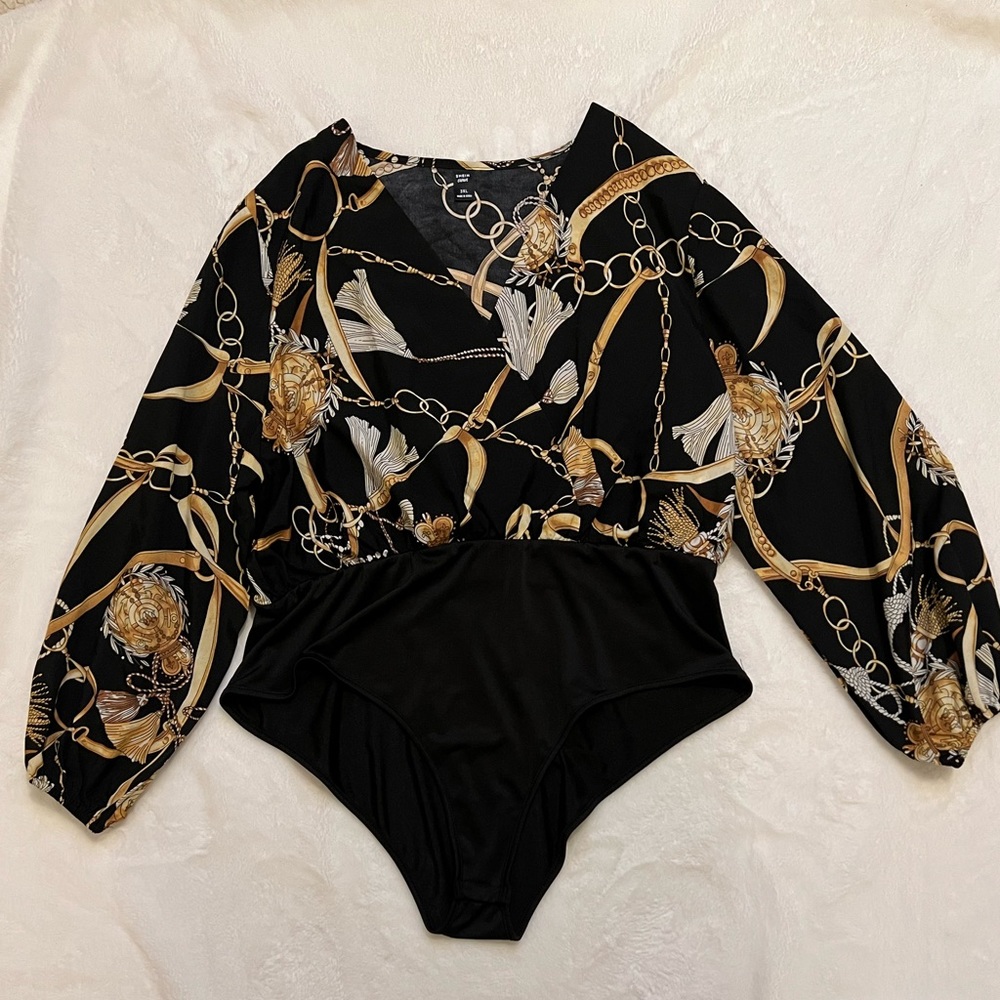 SHEIN Curve Size 3XL women’s plus size baroque print body suit with snap bottom.